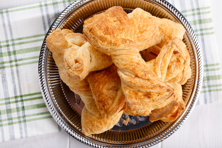 Twists puff pastry dessert idea