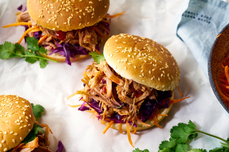 Pulled pork burgers for game day food