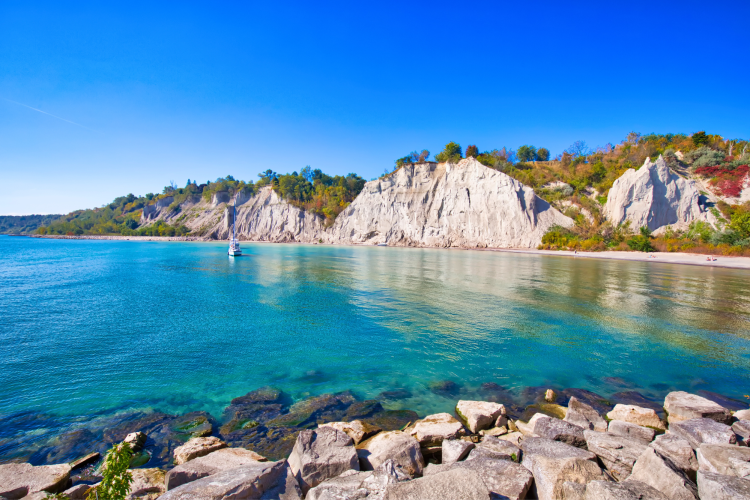 Scarborough Bluffs date idea in Toronto