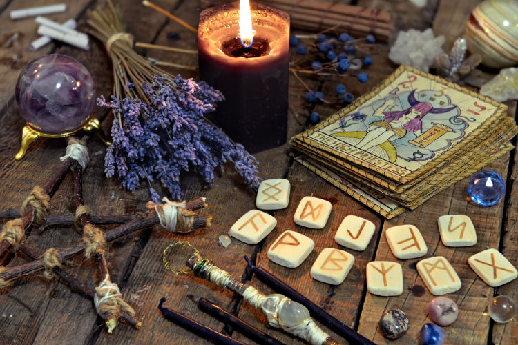 tarot reading Mardi gras party idea