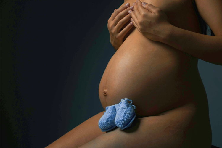 Tasteful Nude Maternity Photos