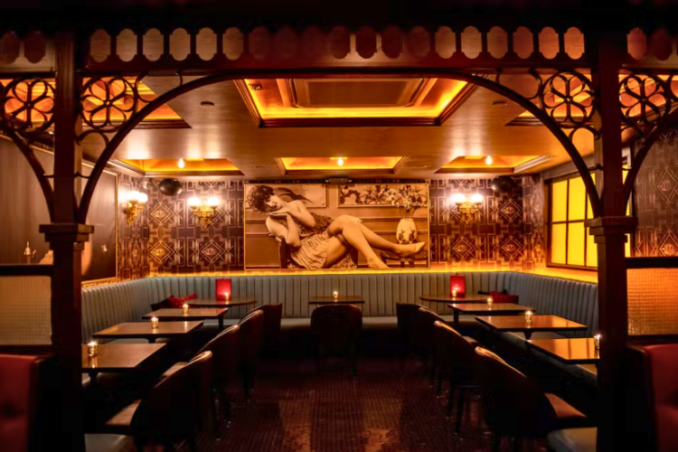 Valerie private dining 1920s Gatsby style restaurant in NYC