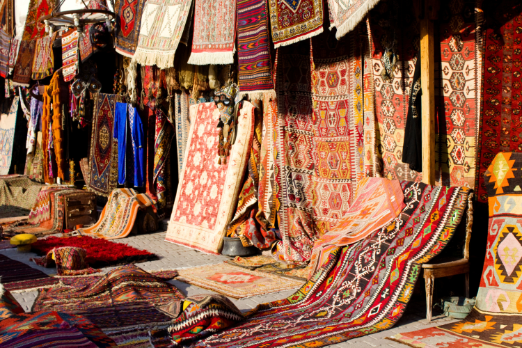 Boho Rug Wedding Decoration Idea