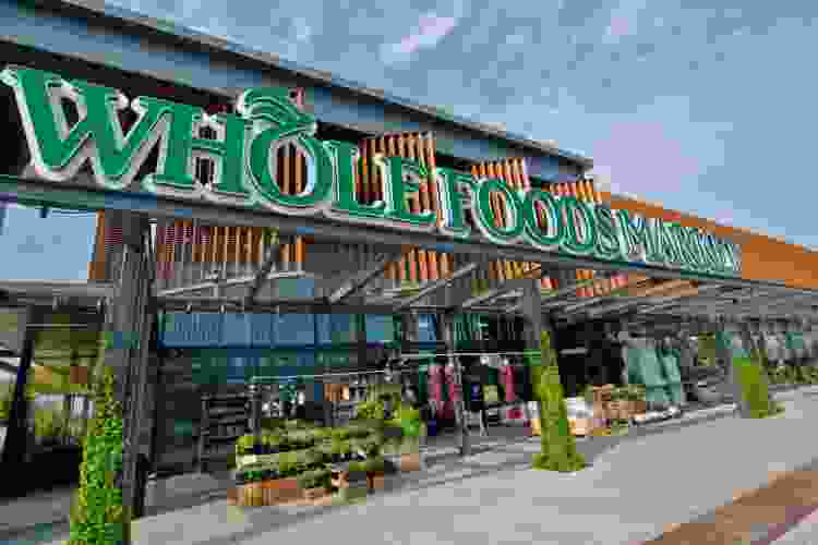 Wholefoods market stores open on Thanksgiving