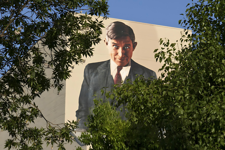 Will Rogers Monument