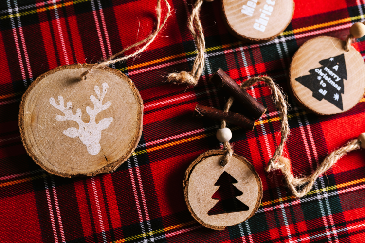Wood Slice DIY Christmas Ornaments