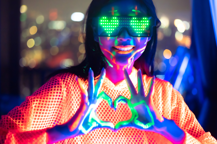 glow party