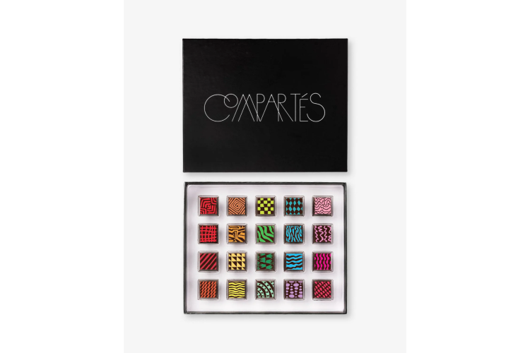 Compartes Chocolate Box as Libra Gift