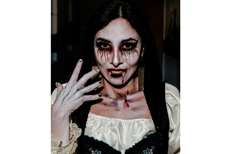 Vampire Halloween Face Paint Idea