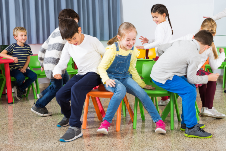 kids playing musical chairs