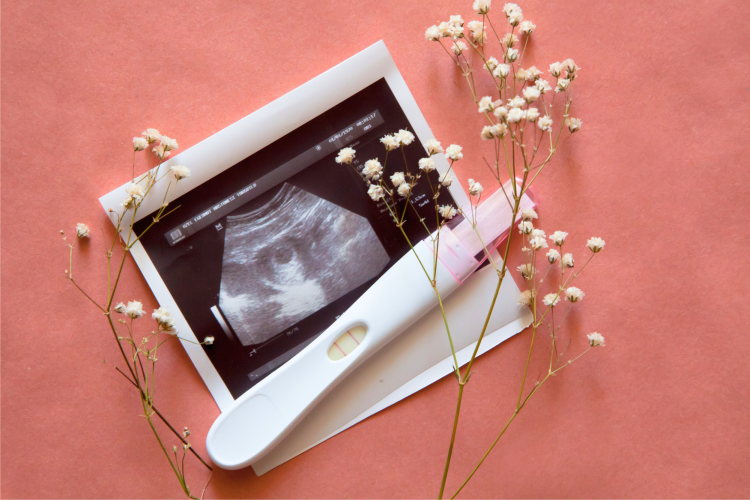 Polaroid pregnancy announcement