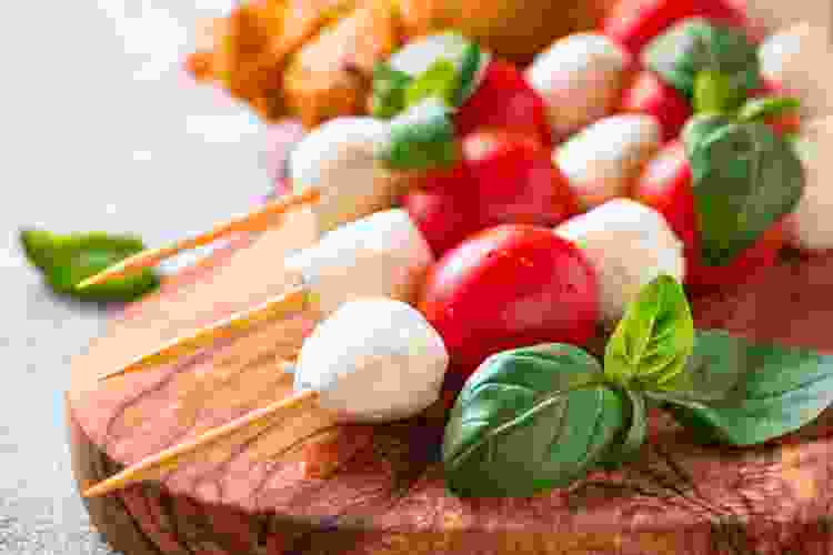 caprese skewers with grape tomatoes and cheese balls