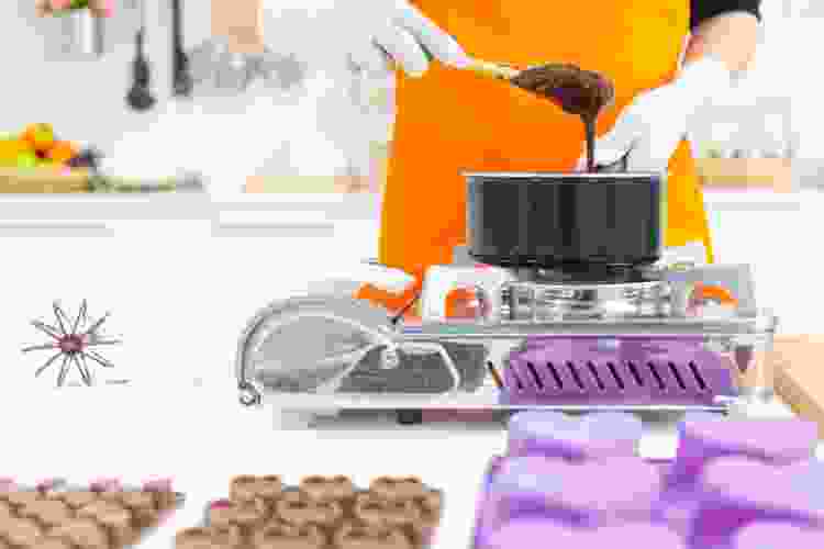 chocolate making class gift for foodies