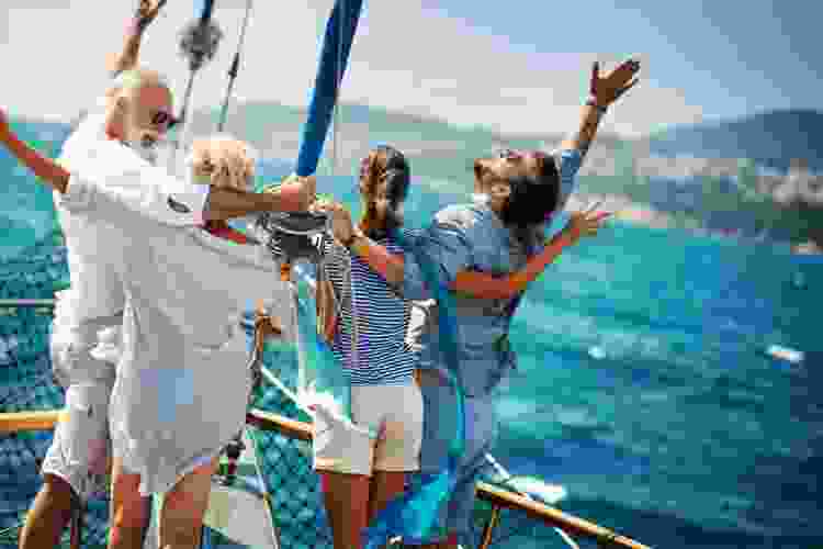 family enjoying an ocean cruise