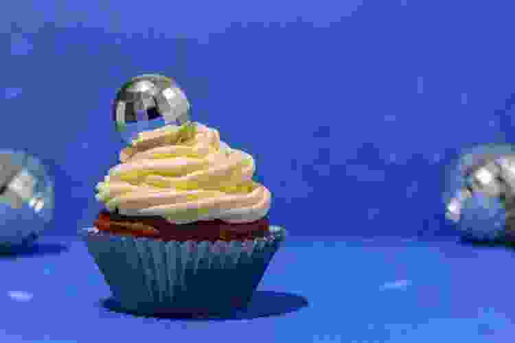 disco ball cupcakes