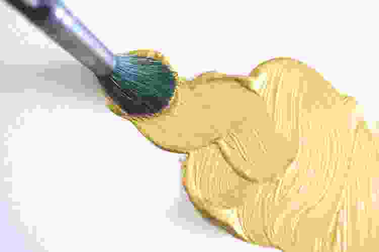 how to make golden brown paint