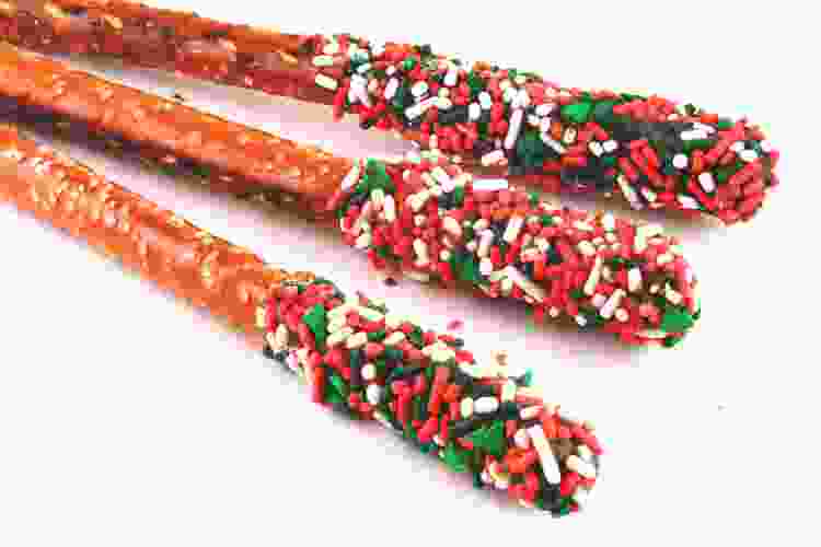 pretzel sticks Christmas party food for school