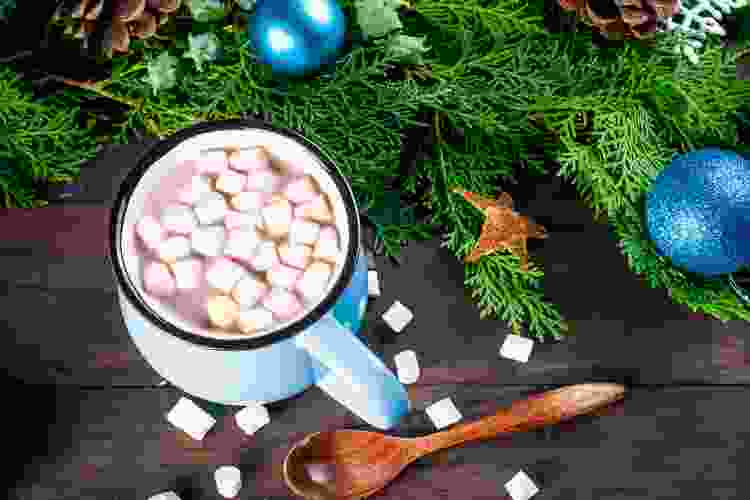 hot cocoa at Christmas time