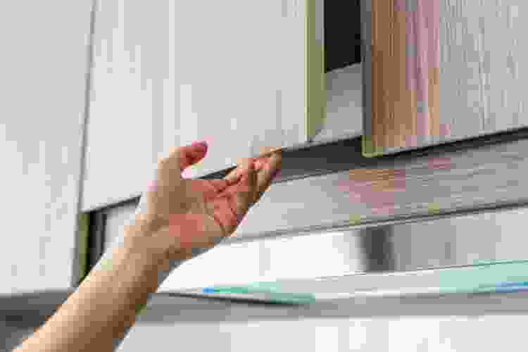 how to paint kitchen cabinets - inspection