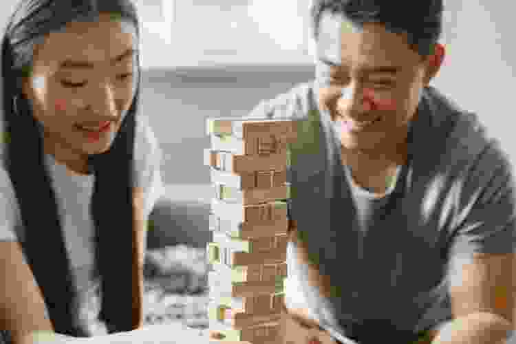 couple playing jenga