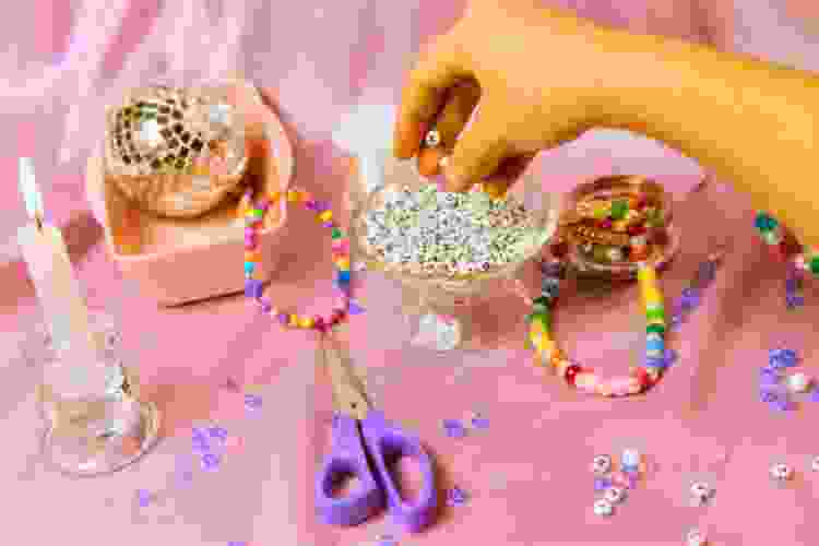 making friendship bracelets as DIY gifts