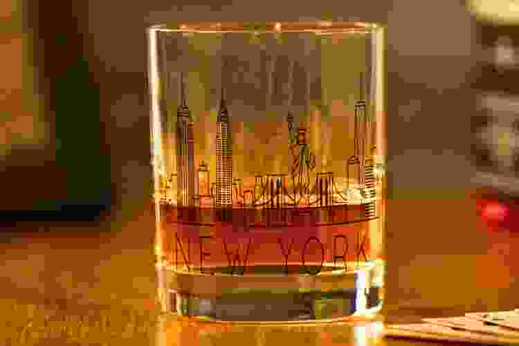 whiskey glasses New York gift