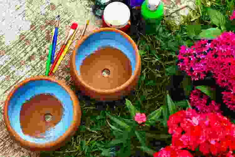 Flower pot painting Spring Craft Idea