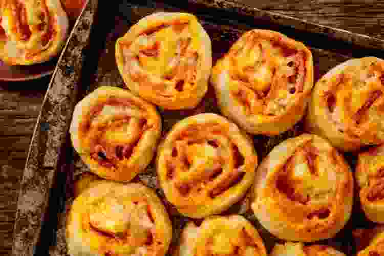 Pepperoni Pizza Rolls