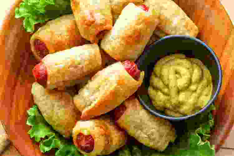 pigs in a blanket finger food for kids