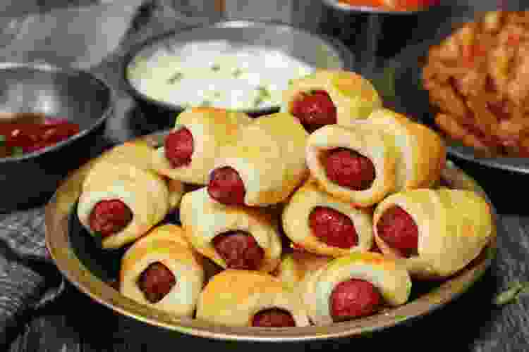 pigs in a blanket kids lunch idea