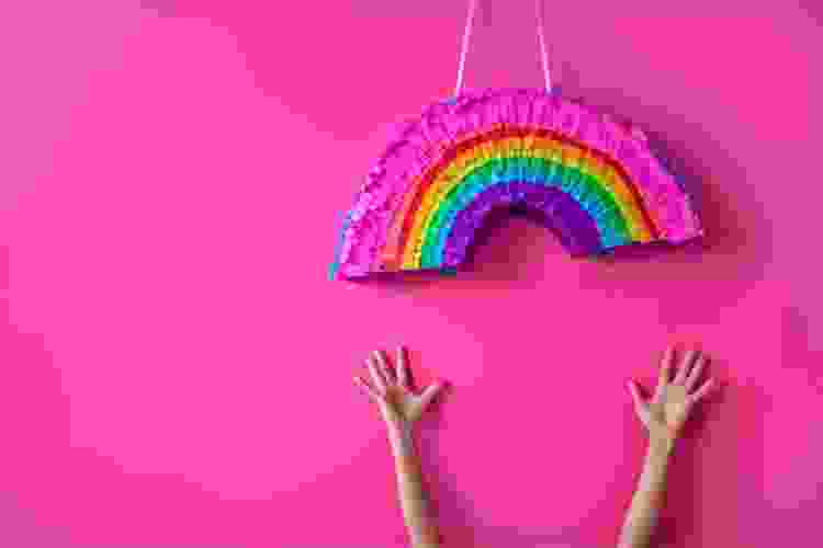 piñata rainbow party idea
