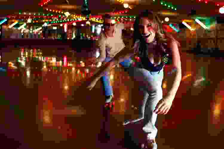 roller disco theme party