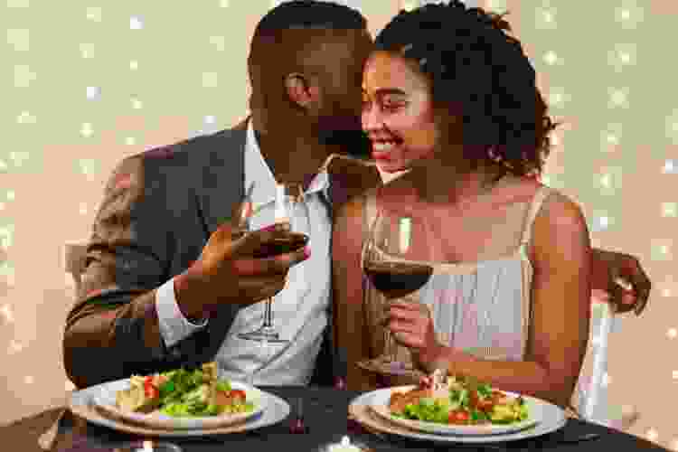 romantic dinner date indoor activity in St. Louis