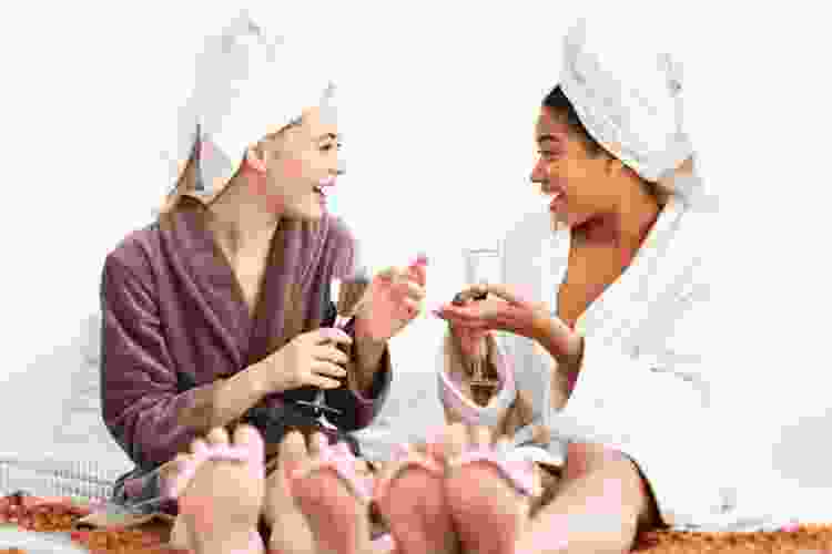 spa day gift for best friends