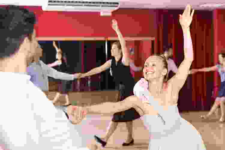 how to swing dance lessons