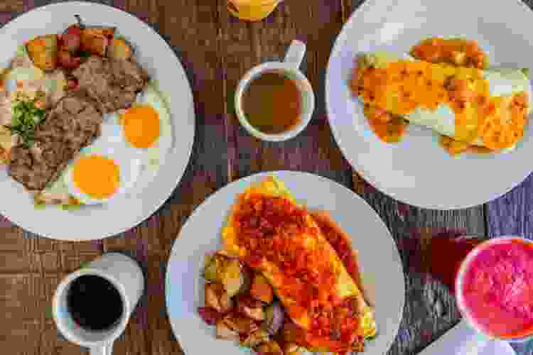 Tiztal Cafe platters of breakfast food