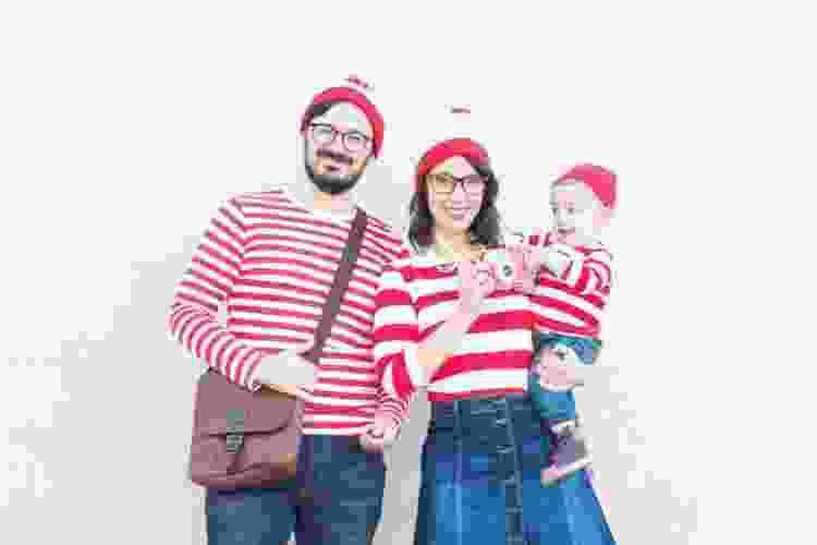 where's waldo family halloween costume idea