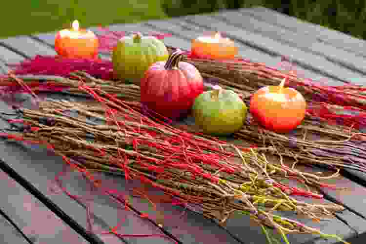 Yarn-Wrapped Branches makes great Thanksgiving table decor.