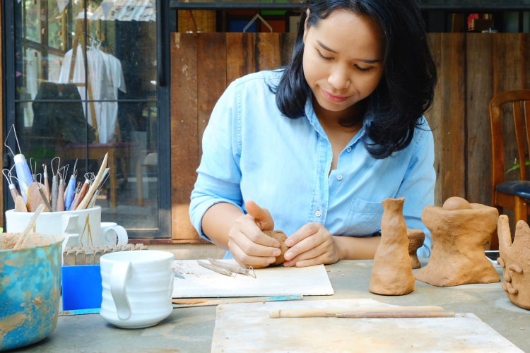 hand building pottery making