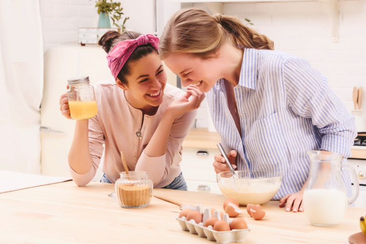 couple in online baking classes
