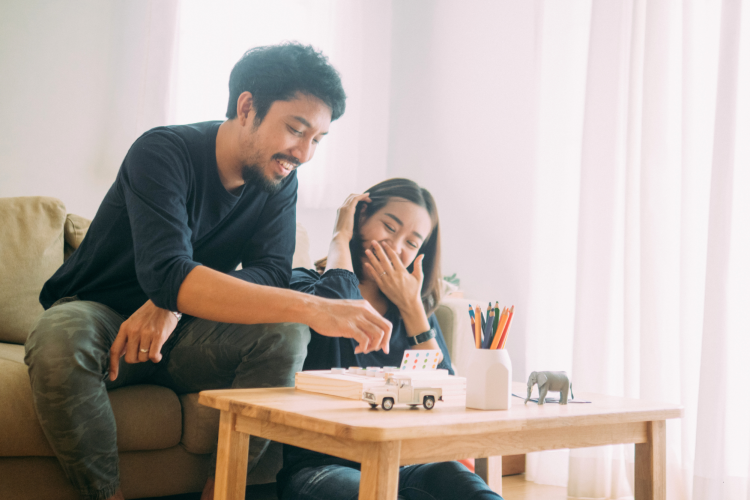 couple playing board games