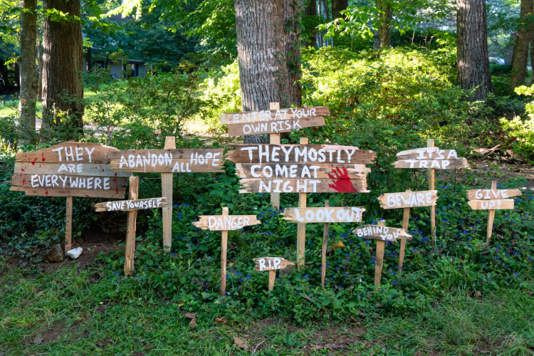 wooden signs diy halloween painting idea