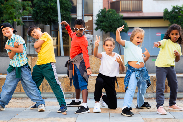 Hip hop dance class for things to do in Orlando with kids