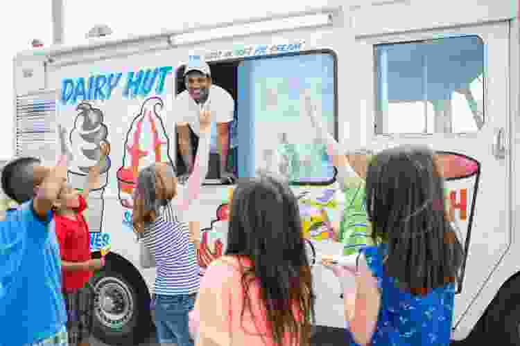 Kids at ice cream truck