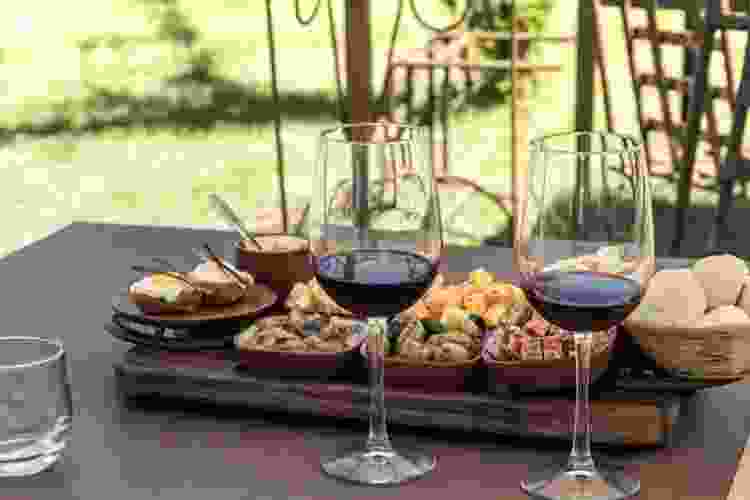 Blue cheese wine pairing