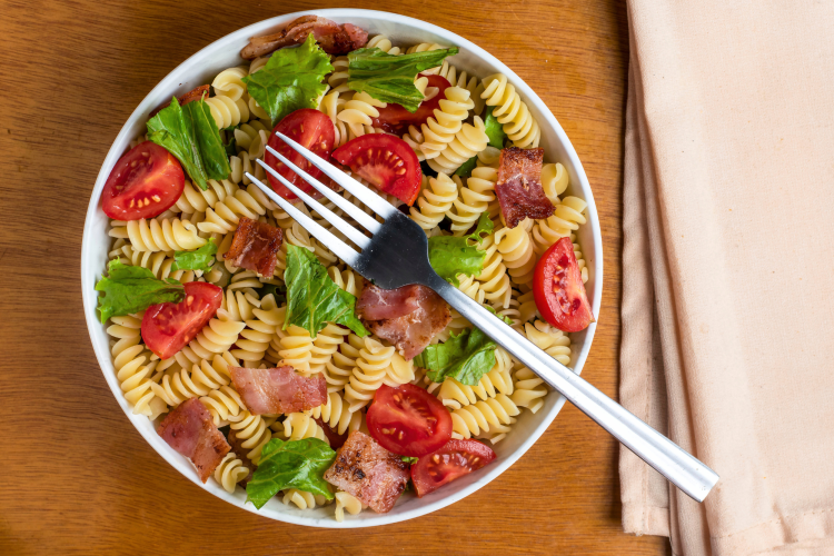 BLT Pasta Salad for Summer salad idea