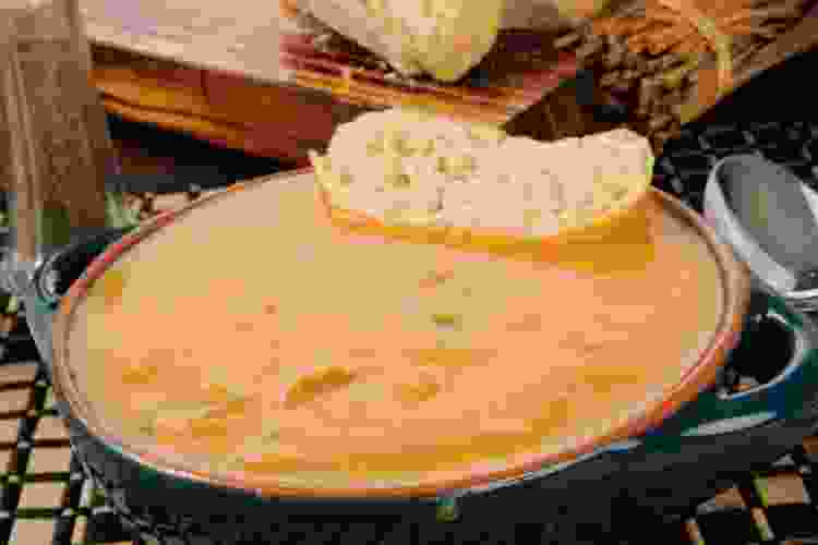 Gouda bisque
