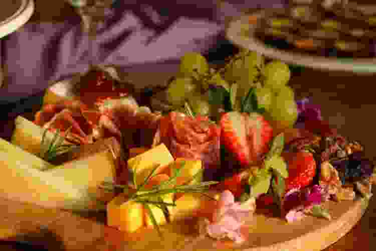 Gouda charcuterie board