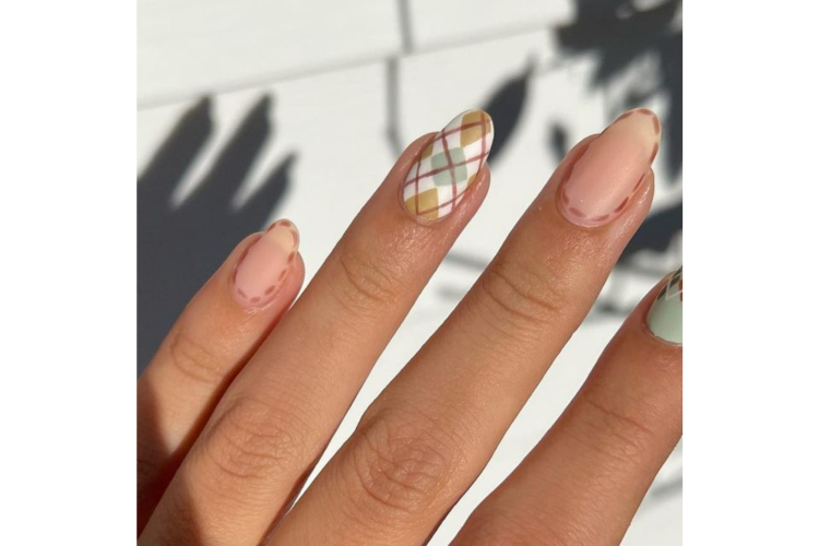 Argyle Back to school Nails