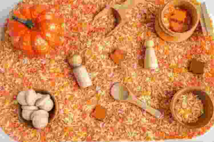 fall sensory bin
